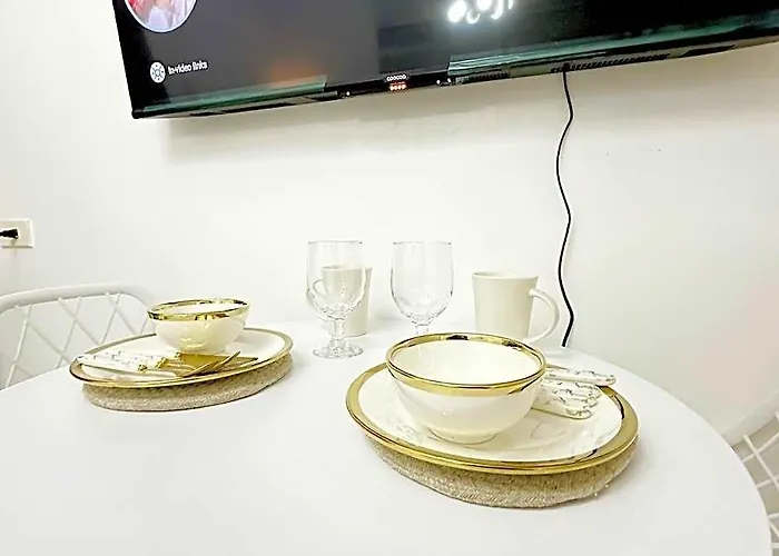 Primera Casa - Staycation At Sea Residences, Pasay Hotel